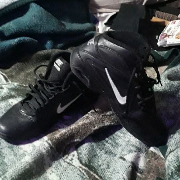 Nike basketball - Picture 1 of 3